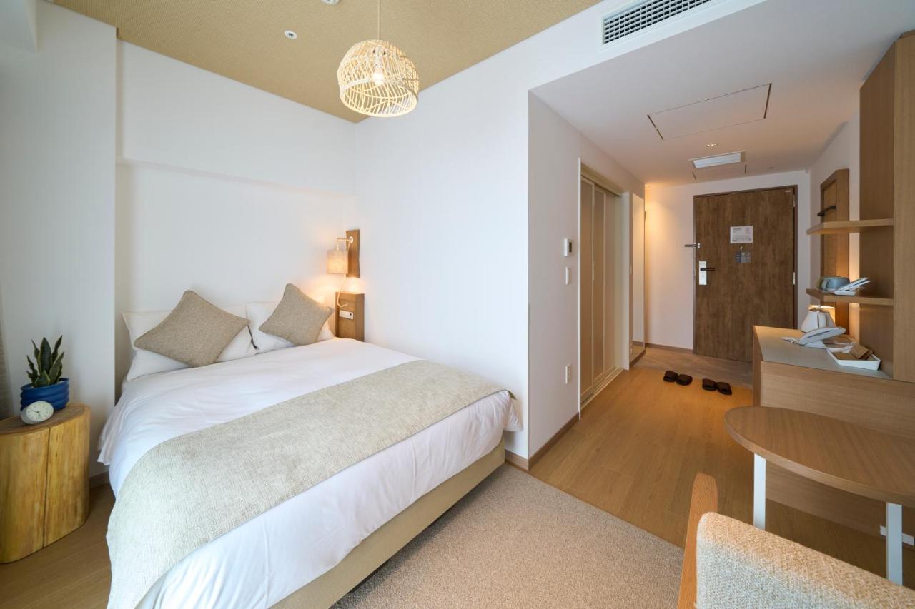 Hotel Resol Trinity Naha Bagian luar foto